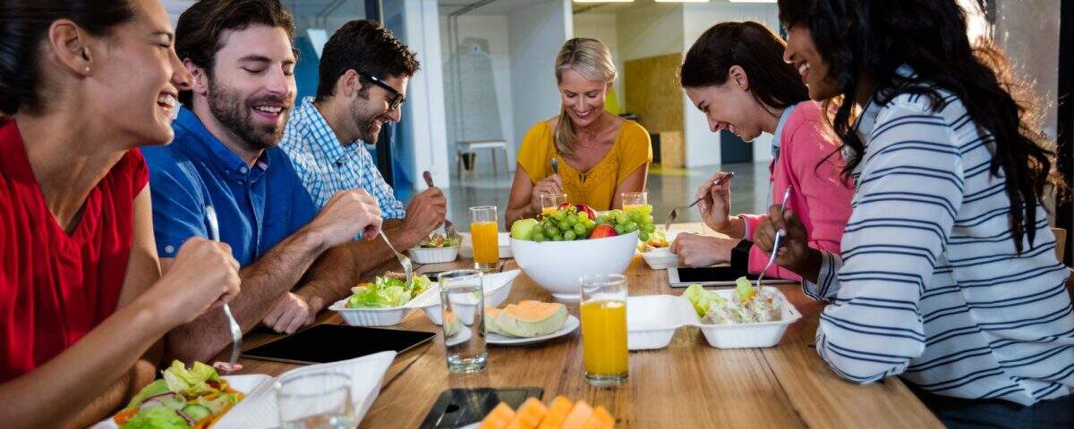 Vale-alimentação é obrigatório? Saiba o que diz a legislação!